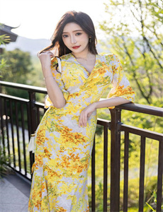 美女的烦恼