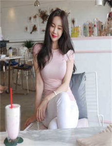 亲爱的她